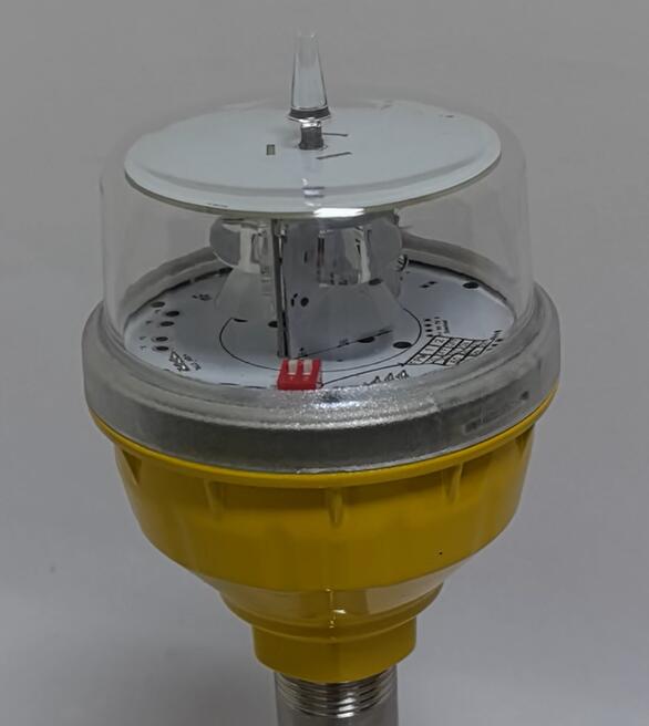 low intensity obstruction light